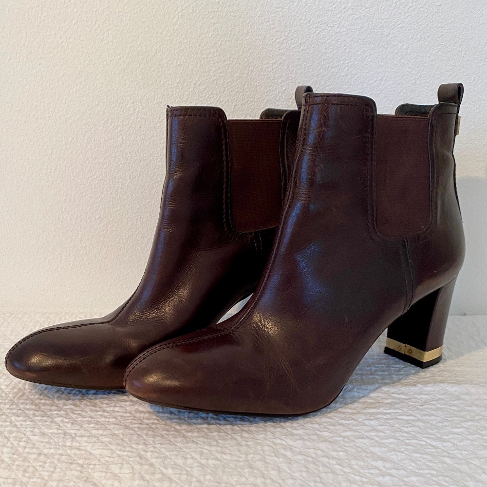 TORY BURCH Leather Pull On 3" Heel Chelsea Booties - Brown